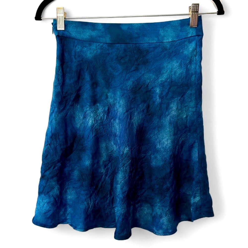 NWOT Free People Sz 2 Mini ‘Martine’ Flirt Skirt in Blue Tie-Dye - Picture 5 of 9